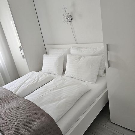 Apartments Somi Poreč Exterior foto